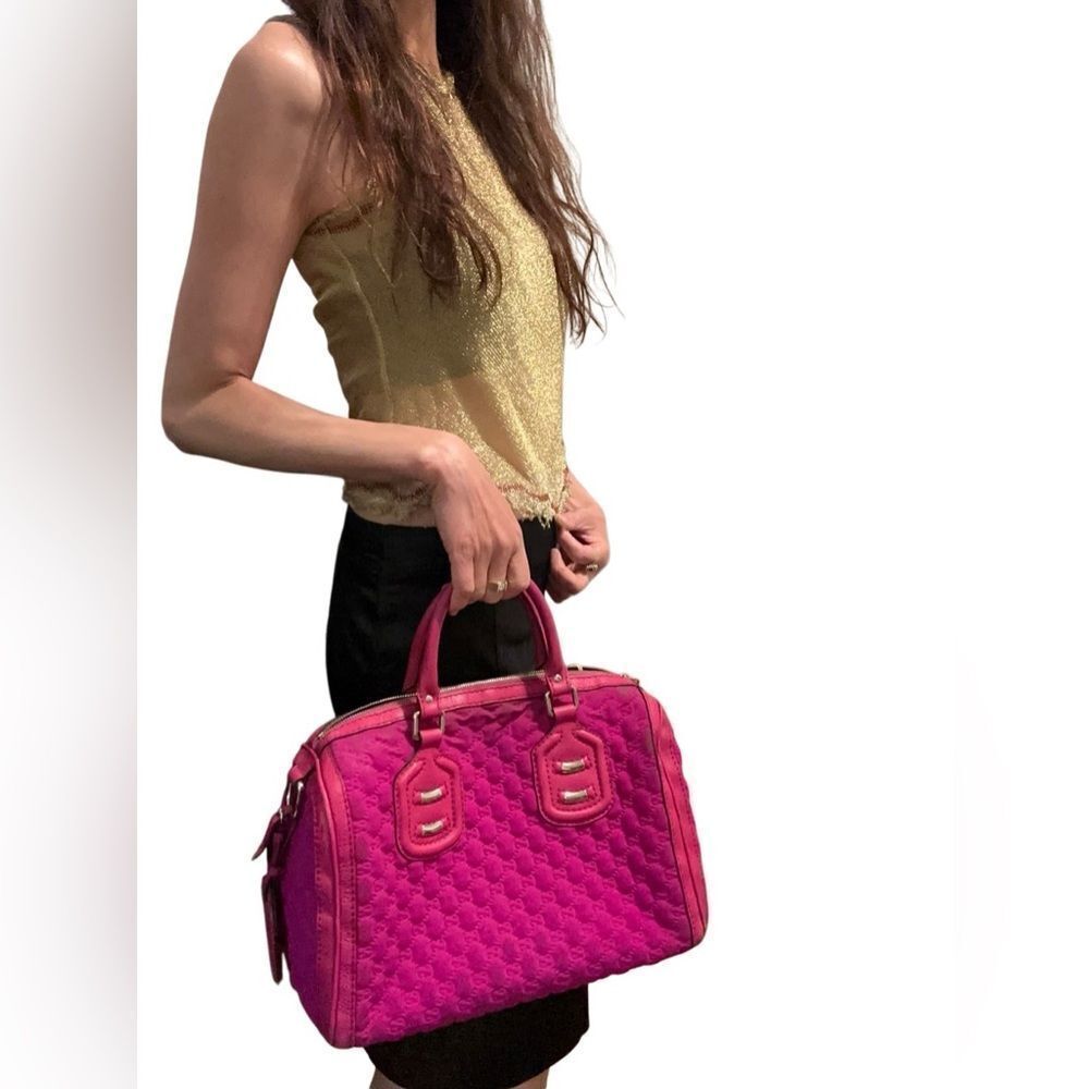 Elegant Pink Quilted Handbag - Picture 13 of 13